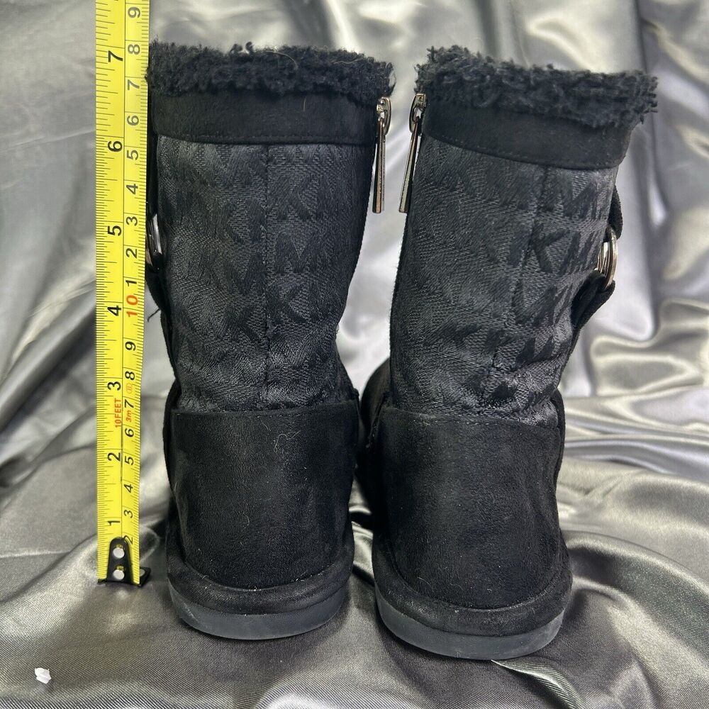 Michael Kors‎ Yancy Faux Fur Boots Booties Girls 13 Black / Gold MK Logo Winter - Picture 9 of 14
